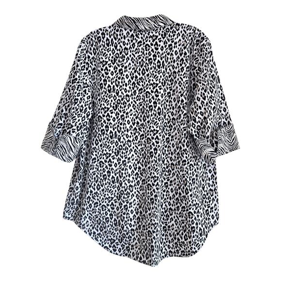 CHICO'S 2 Women 12 14 Blouse Button Up Animal Print Contrast Cuff 3/4 Sleeve 42" - Picture 6 of 7